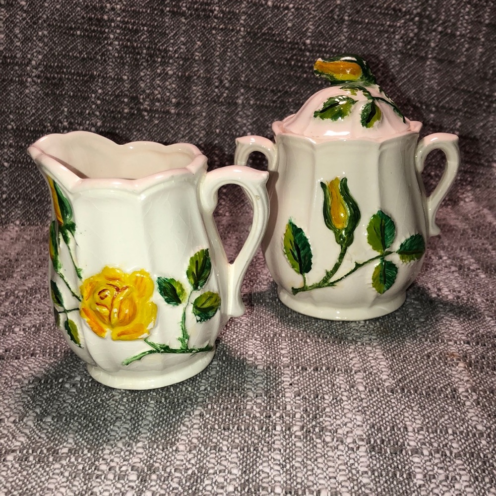 Vintage lipper & Mann cream and sugar. Some crazing